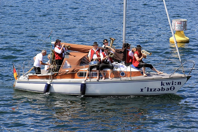 吕克-德容：来之前就知道客场踢阿森纳很困难，2.